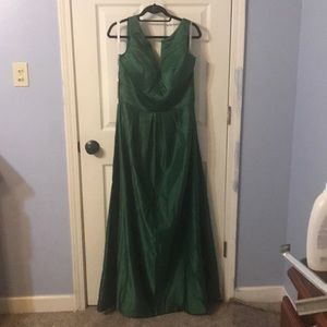 JJs house formal/bridesmaid dress. New-never worn!